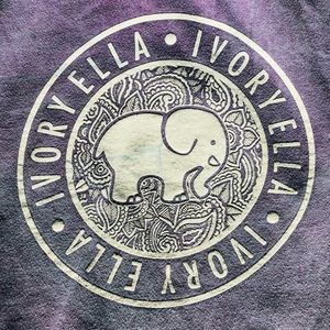 Ivory Ella hooded pullover sweatshirt size small